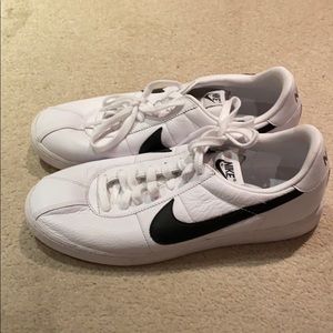 Nike Men’s Sneakers